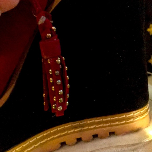 Stunning eye catching make a statement wedges - Picture 4 of 7